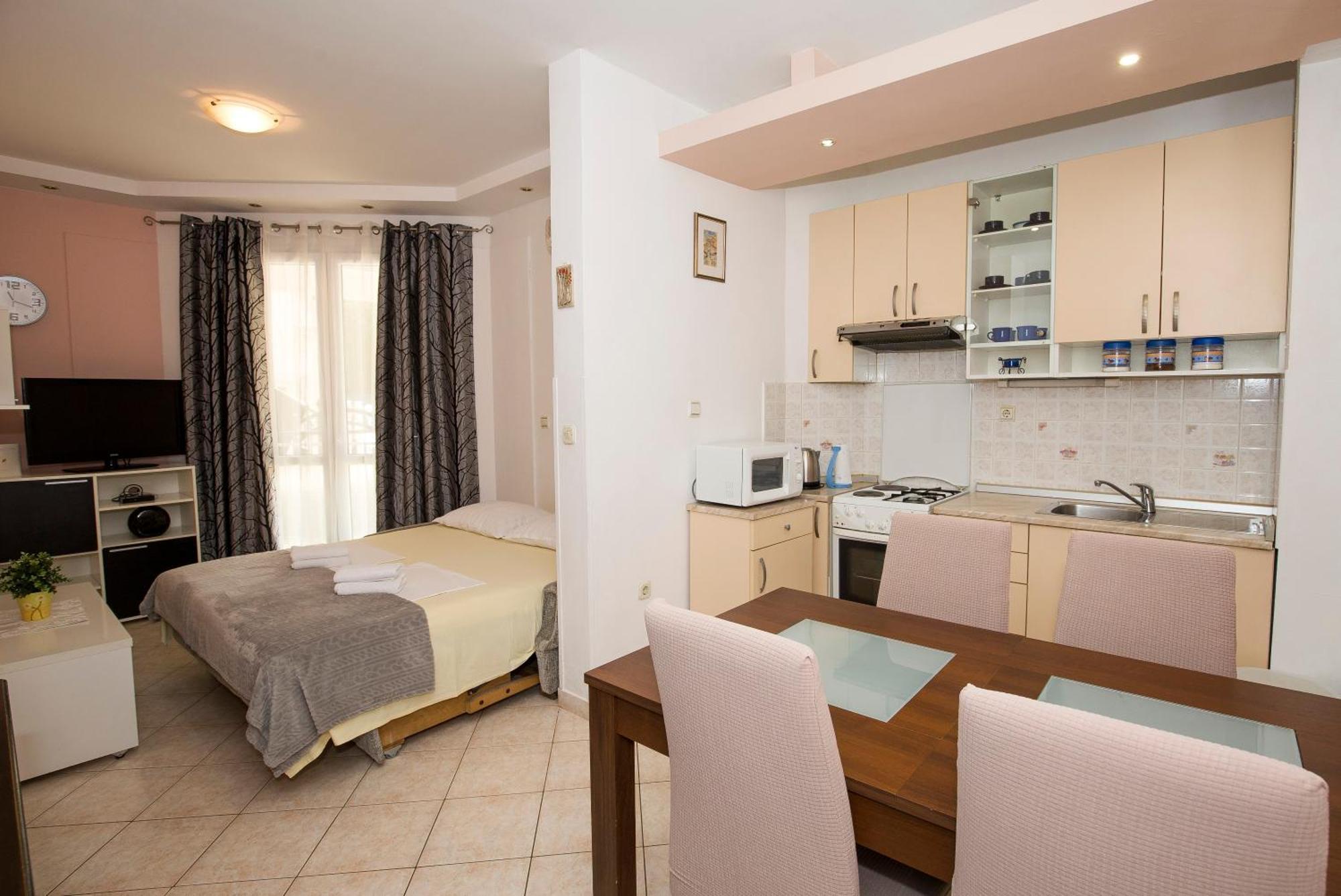 Apartman Roza Omiš Buitenkant foto