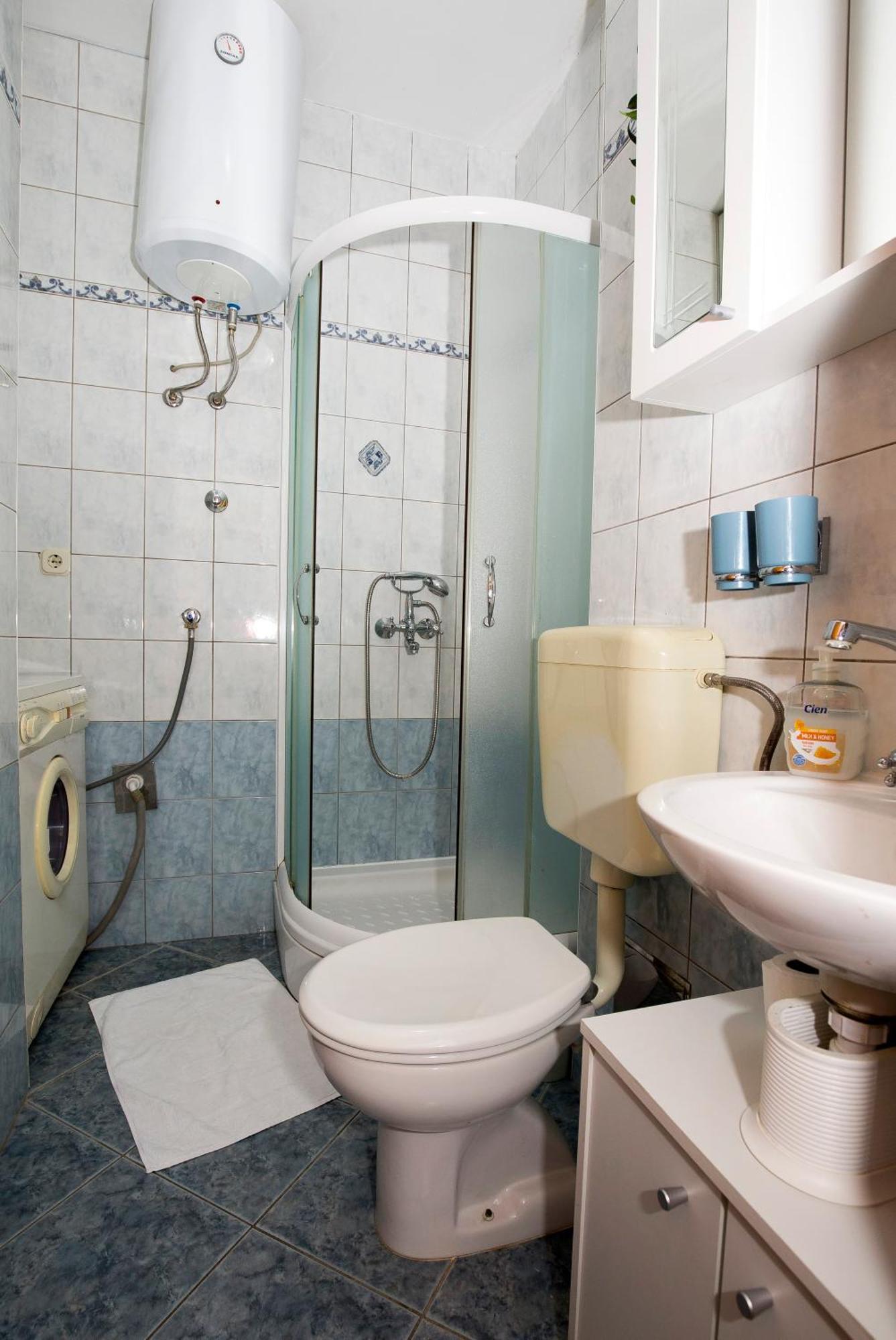 Apartman Roza Omiš Buitenkant foto