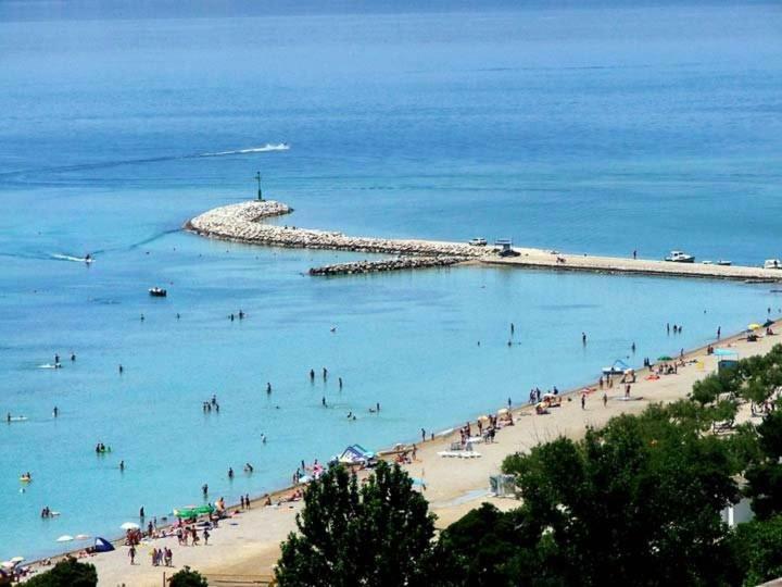 Apartman Roza Omiš Buitenkant foto